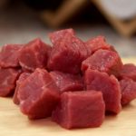 Czy czerwone mięso powoduje raka? Co naprawdę pokazują badania?